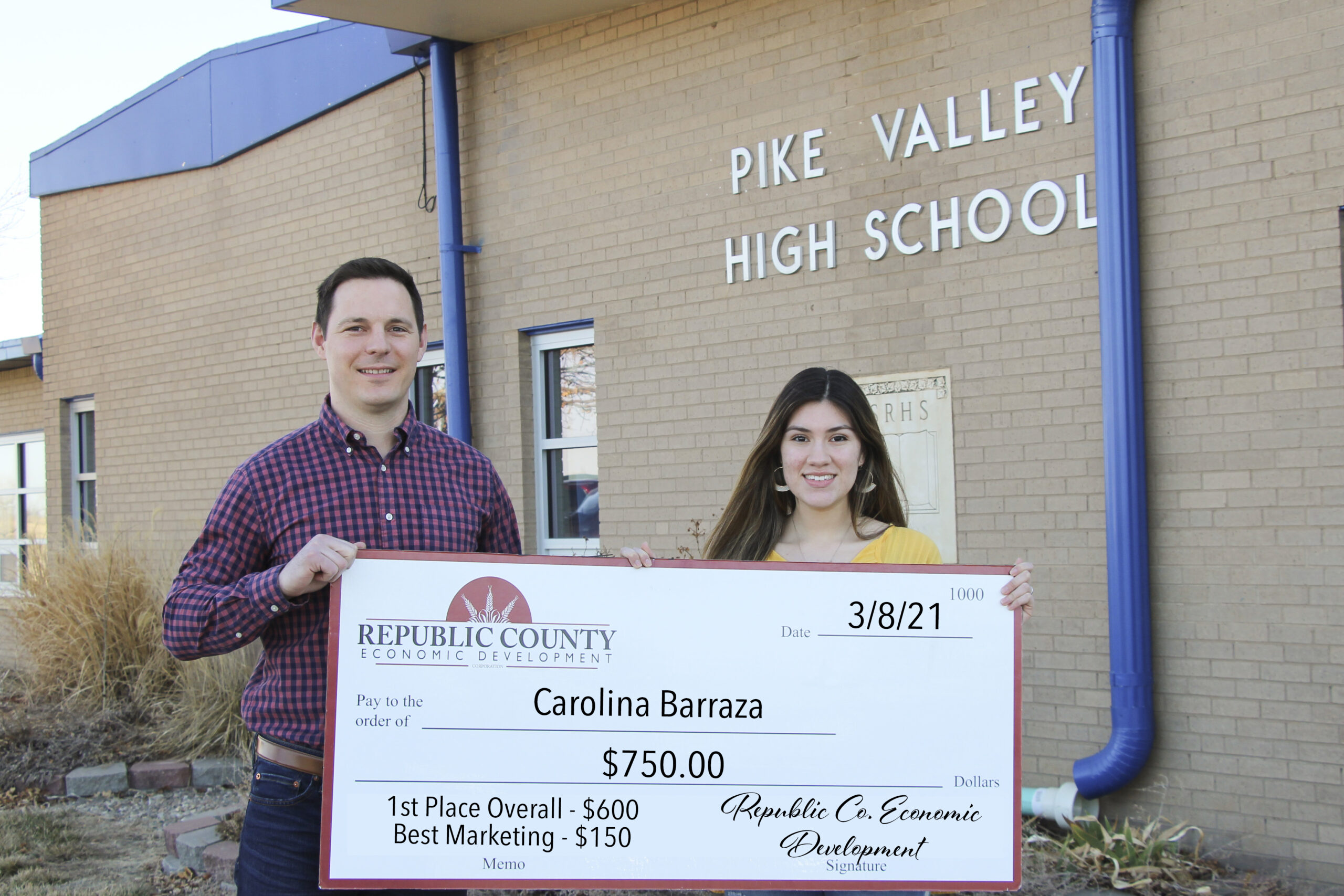 Carolina Barraza Pike Valley High School KS Youth Entrepreneurship 2021