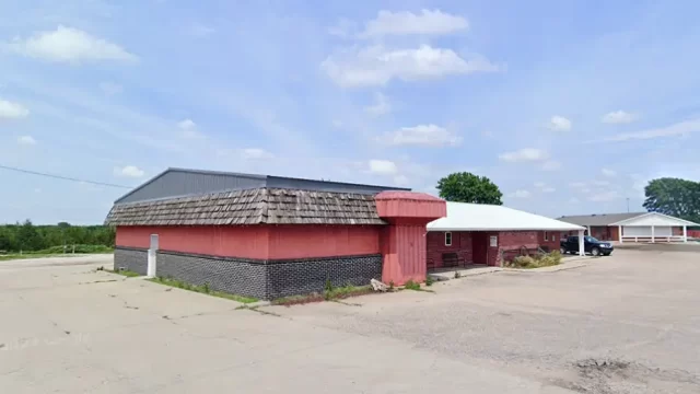 213 US-36 Belleville KS (1)