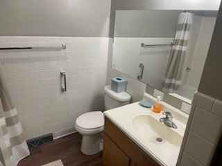 2 Beds 1 Bath Apartment(4)