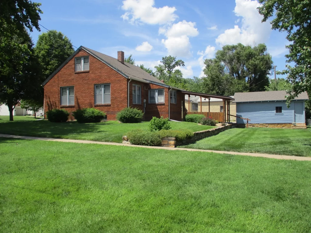 1713 Q Street Belleville, KS (2)