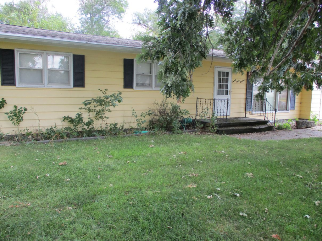 2313 S Street Belleville KS