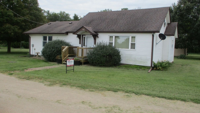 108 Railroad Ave Munden, KS 66959 (1)