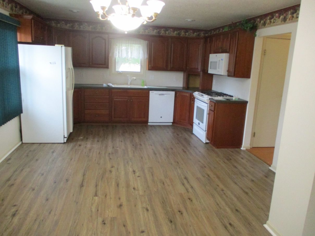 108 Railroad Ave Munden, KS 66959 (3)