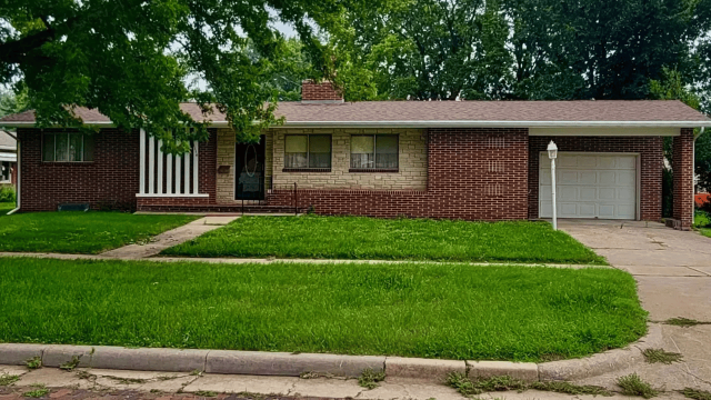 1114 21st St, Belleville, KS (1)