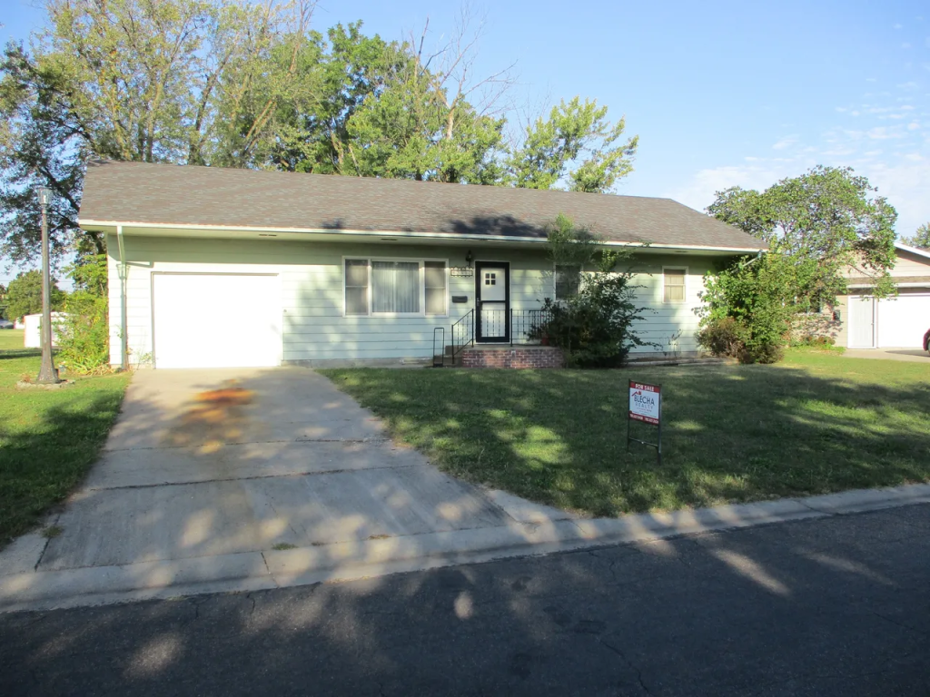 2312 O Street, Belleville, KS (1)