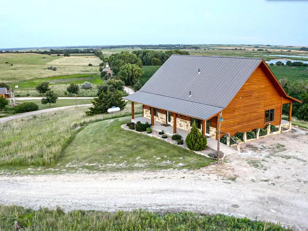 250 Xavier Rd, Courtland, KS (1)